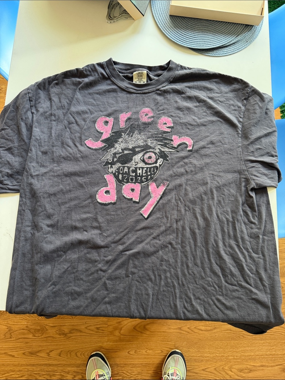 Green Day Coachella Graphic Tee with Pink Print